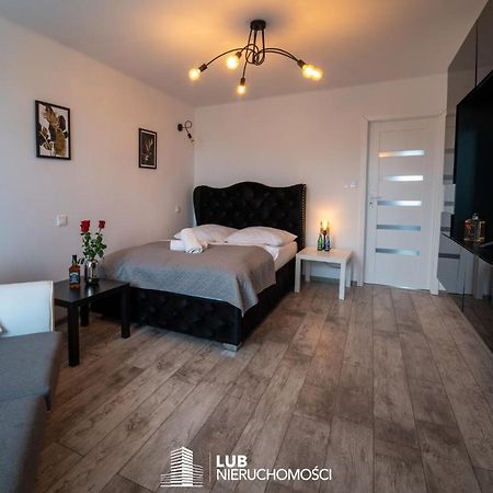 Apartament Nero Mielec Buitenkant foto